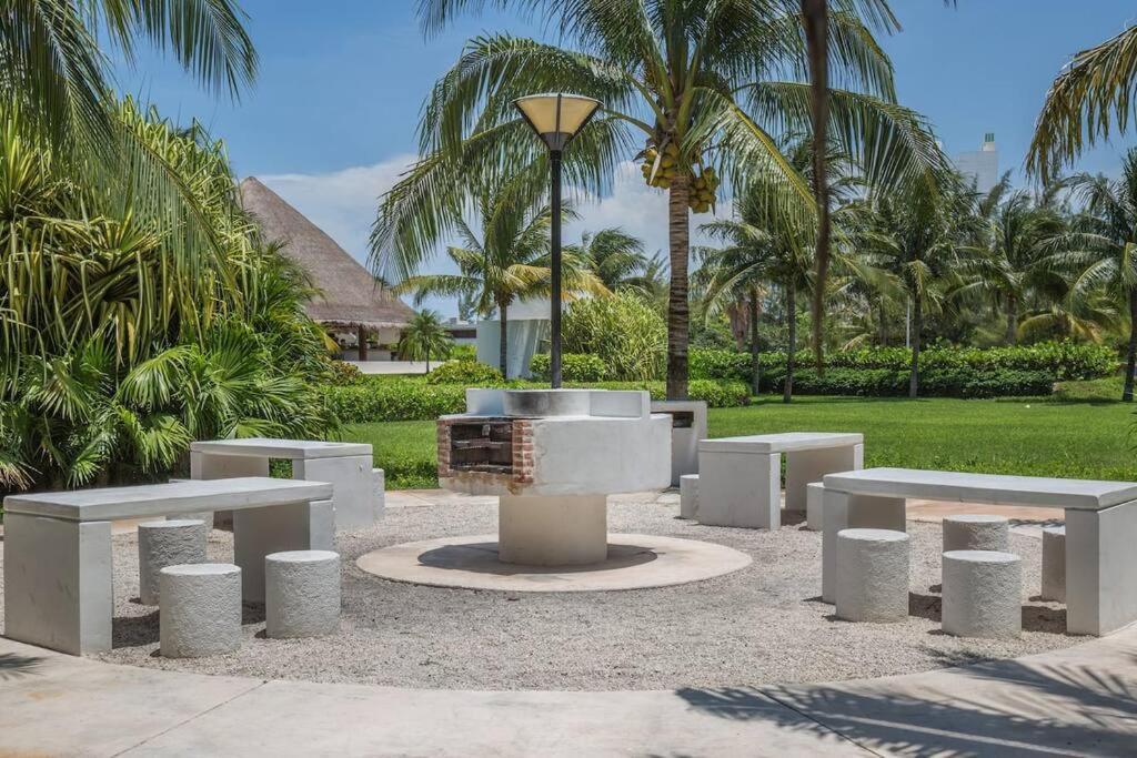 Amara By Andiani Aparthotel แคนคูน ภายนอก รูปภาพ